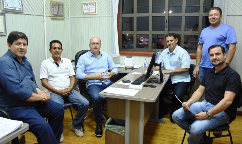 Comissão de Finanças discute projeto de paridade salarial entre servidores da saúde